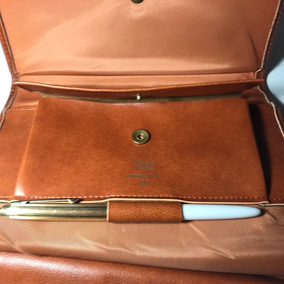 Princess Gardener Woman’s Wallet - Picture 6 of 8